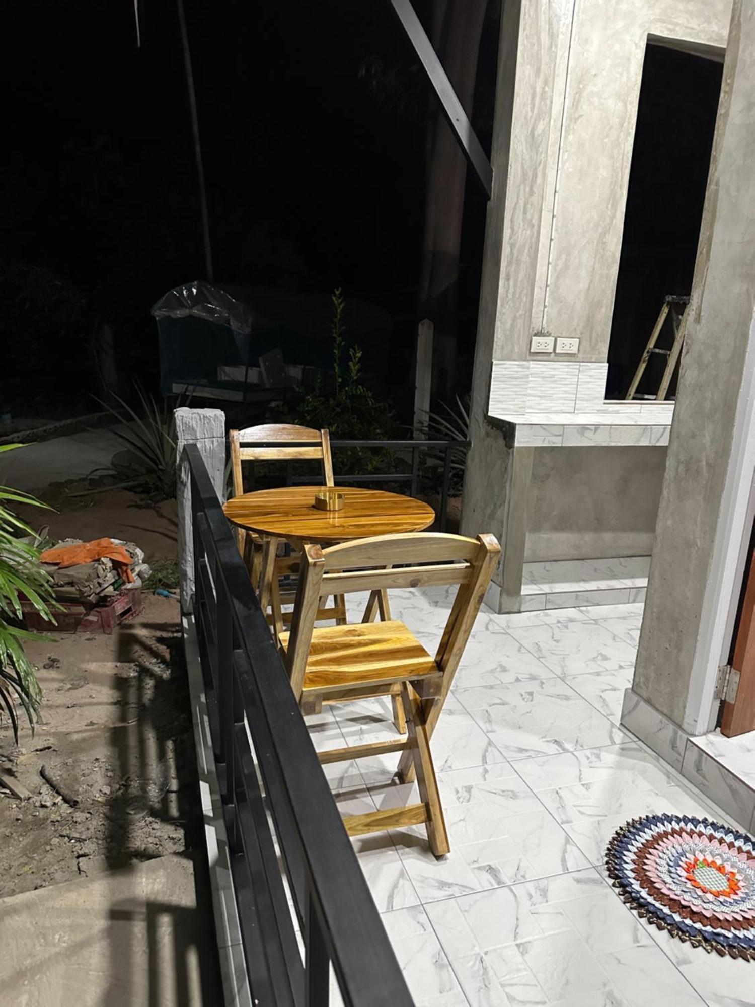 P'Un House Hotel Koh Tao Eksteriør billede