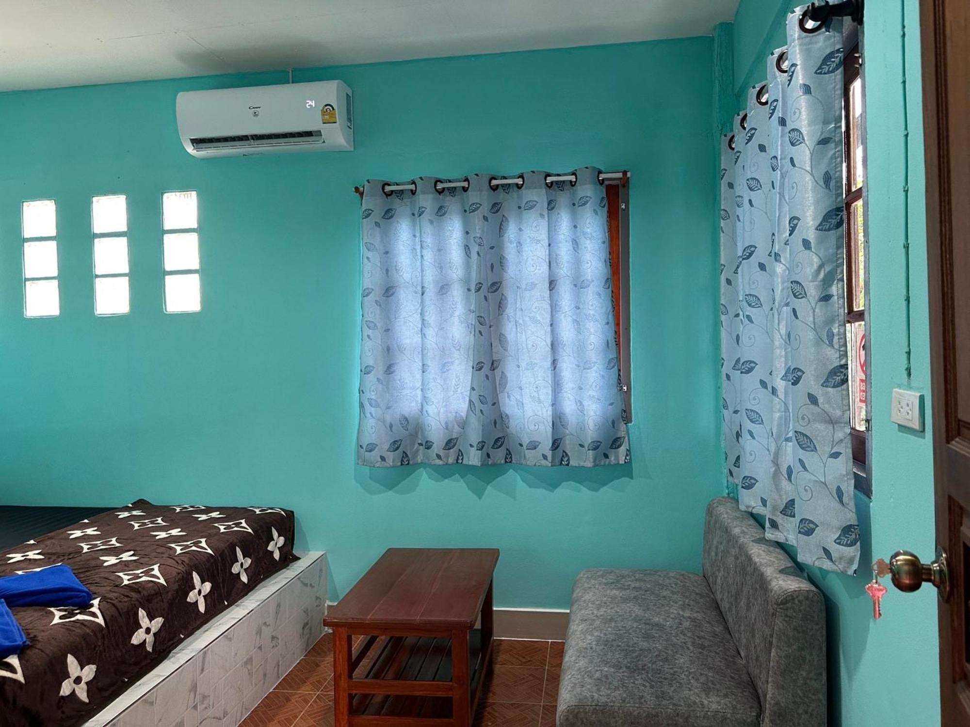 P'Un House Hotel Koh Tao Værelse billede